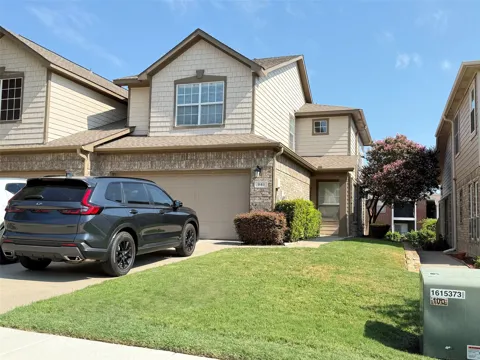 941 Englewood Lane