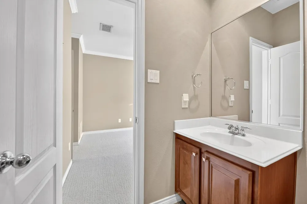 5026 Calloway Drive #163 Addison, TX 75001