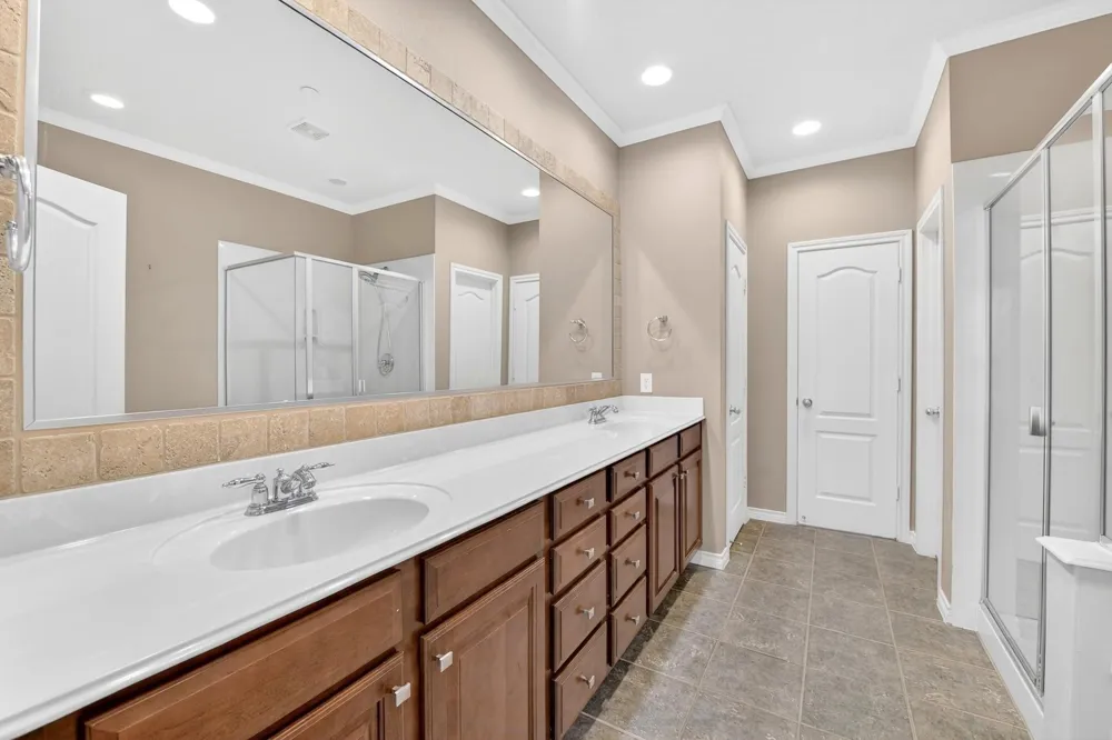 5026 Calloway Drive #163 Addison, TX 75001