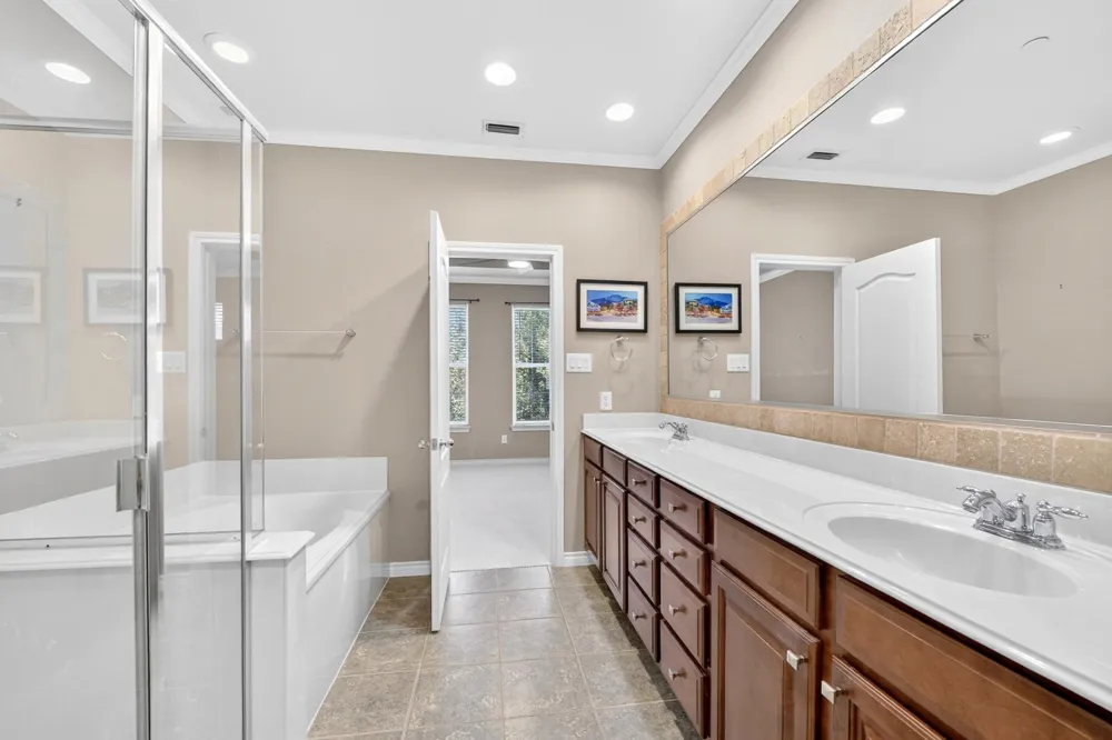 5026 Calloway Drive #163 Addison, TX 75001