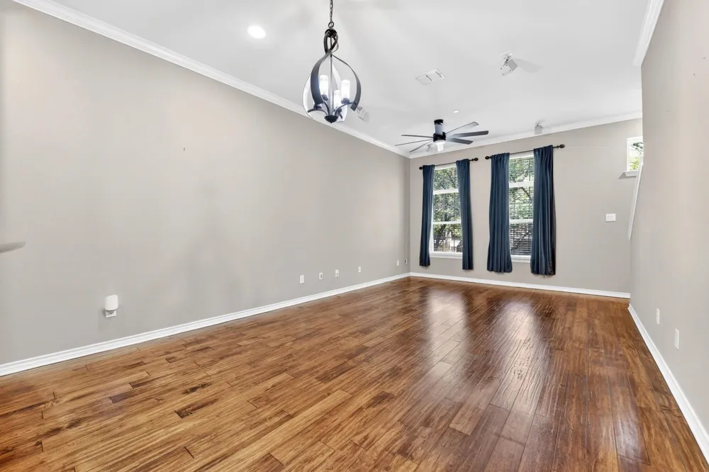 5026 Calloway Drive #163 Addison, TX 75001