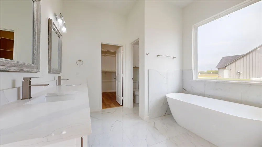 205 Private Road #5440 Point, TX 75472