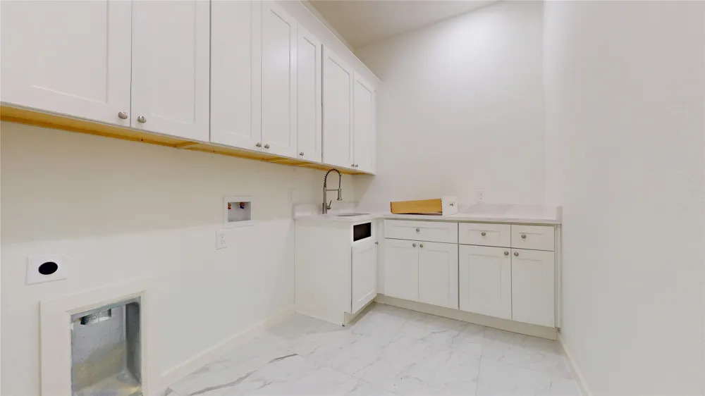 205 Private Road #5440 Point, TX 75472