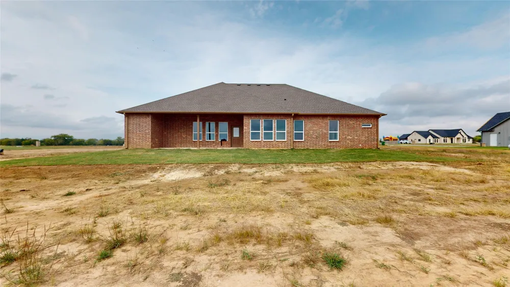 205 Private Road #5440 Point, TX 75472