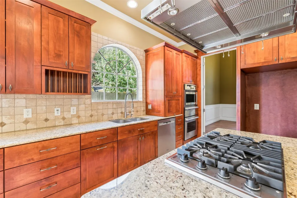 4145 Roberts Road Grapevine, TX 76051