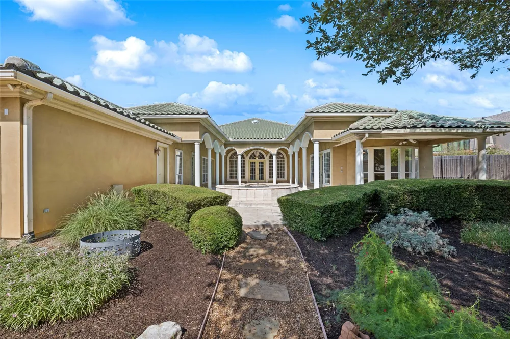 4145 Roberts Road Grapevine, TX 76051