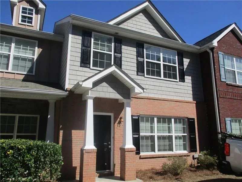 2736 HALIGAN Point Riverdale, GA 30296
