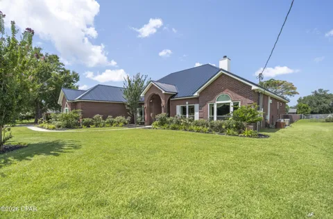2837 Longleaf Road