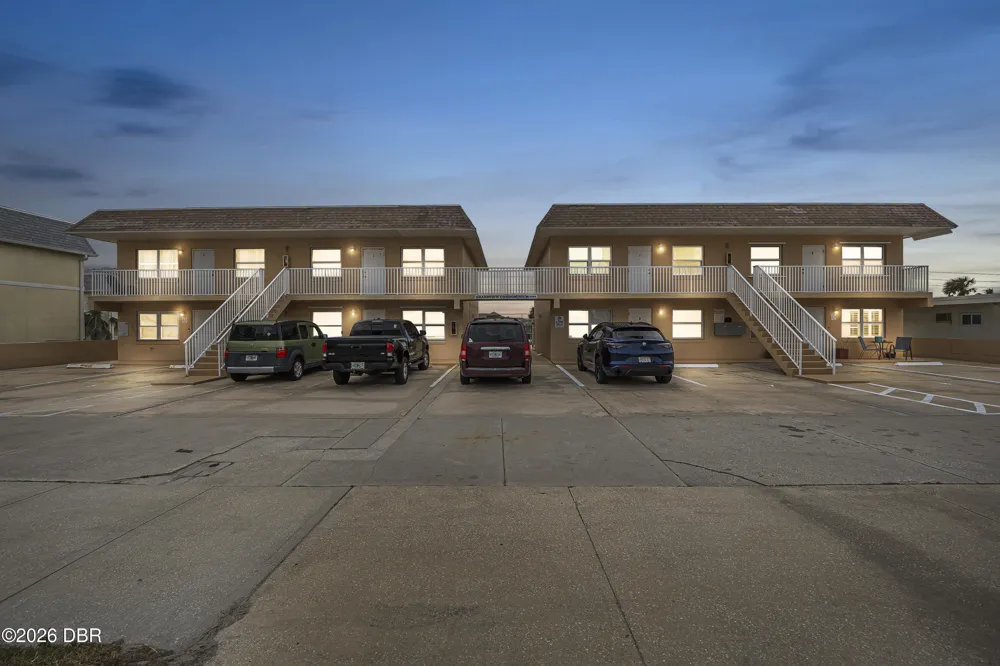 3724 S Atlantic Avenue #20 Daytona Beach Shores, FL 32118