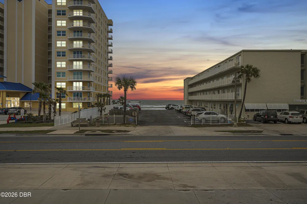 3724 S Atlantic Avenue #20 Daytona Beach Shores, FL 32118