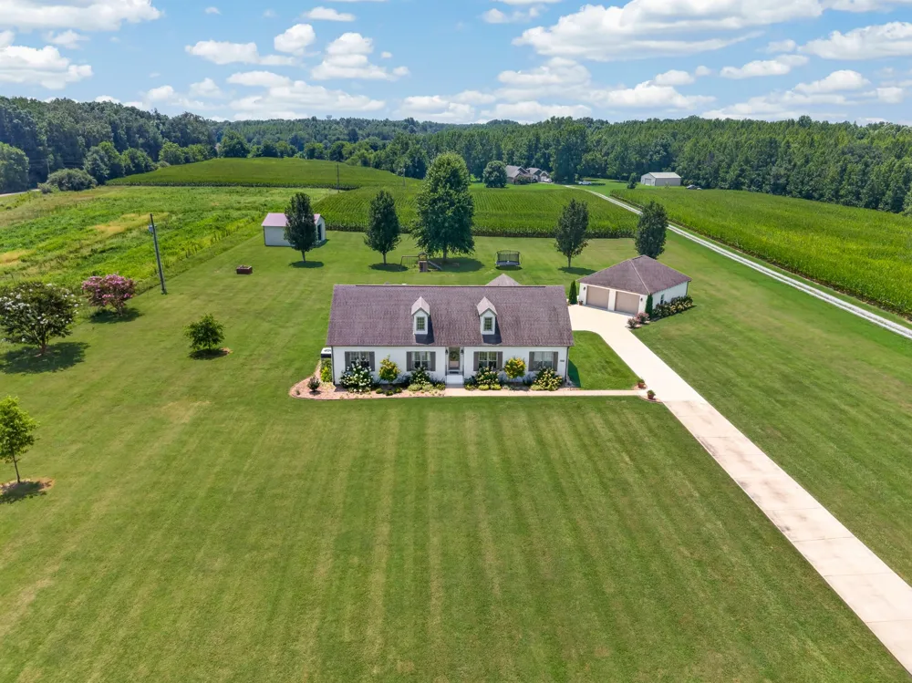 146 Camargo Rd Fayetteville, TN 37334