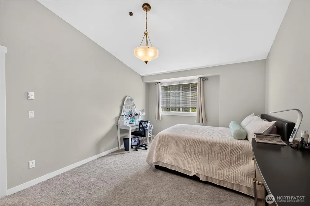 28300 18th Ave S #C201 Federal Way, WA 98003