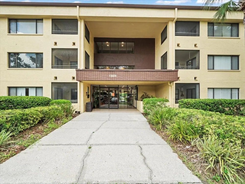 13604 S VILLAGE DRIVE #314 Tampa, FL 33618