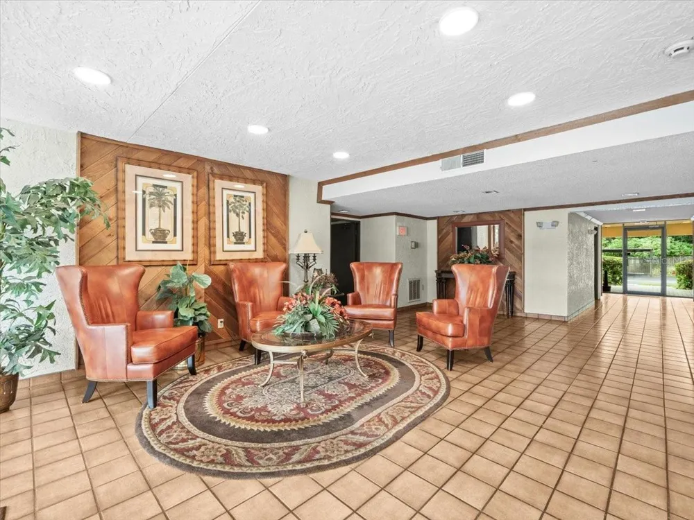 13604 S VILLAGE DRIVE #314 Tampa, FL 33618