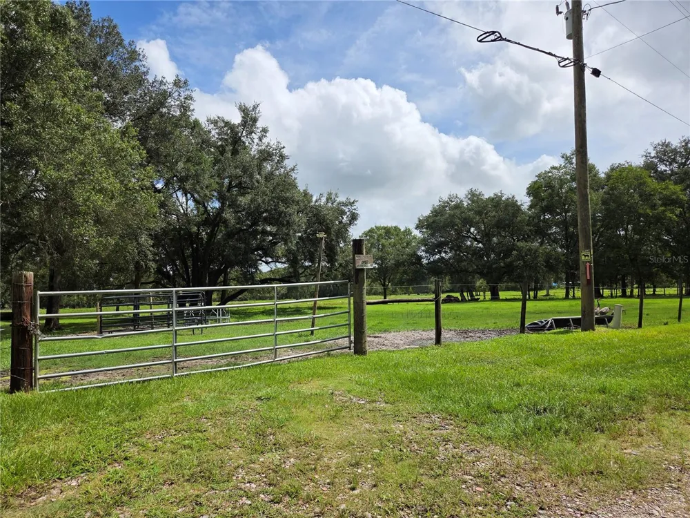 CR 614A Bushnell, FL 33513