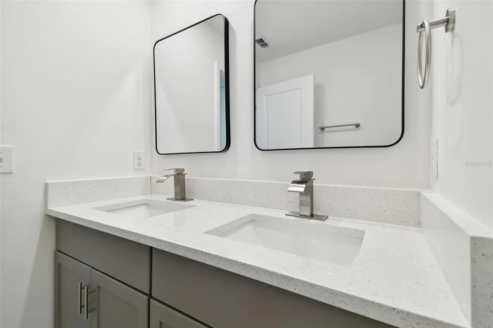 5507 RAINWOOD MEADOWS DRIVE Apollo Beach, FL 33572