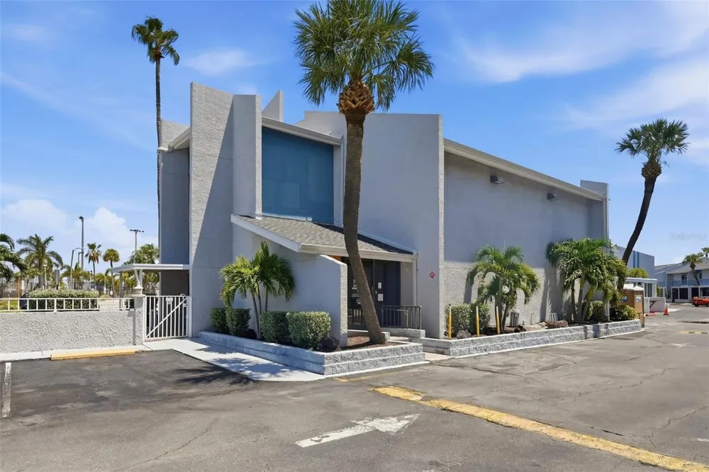 175 MEDALLION BOULEVARD #F Madeira Beach, FL 33708
