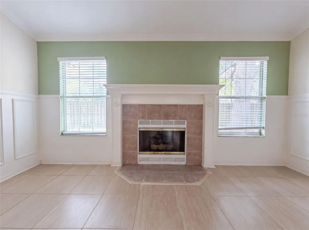944 NW 87TH DRIVE Gainesville, FL 32606