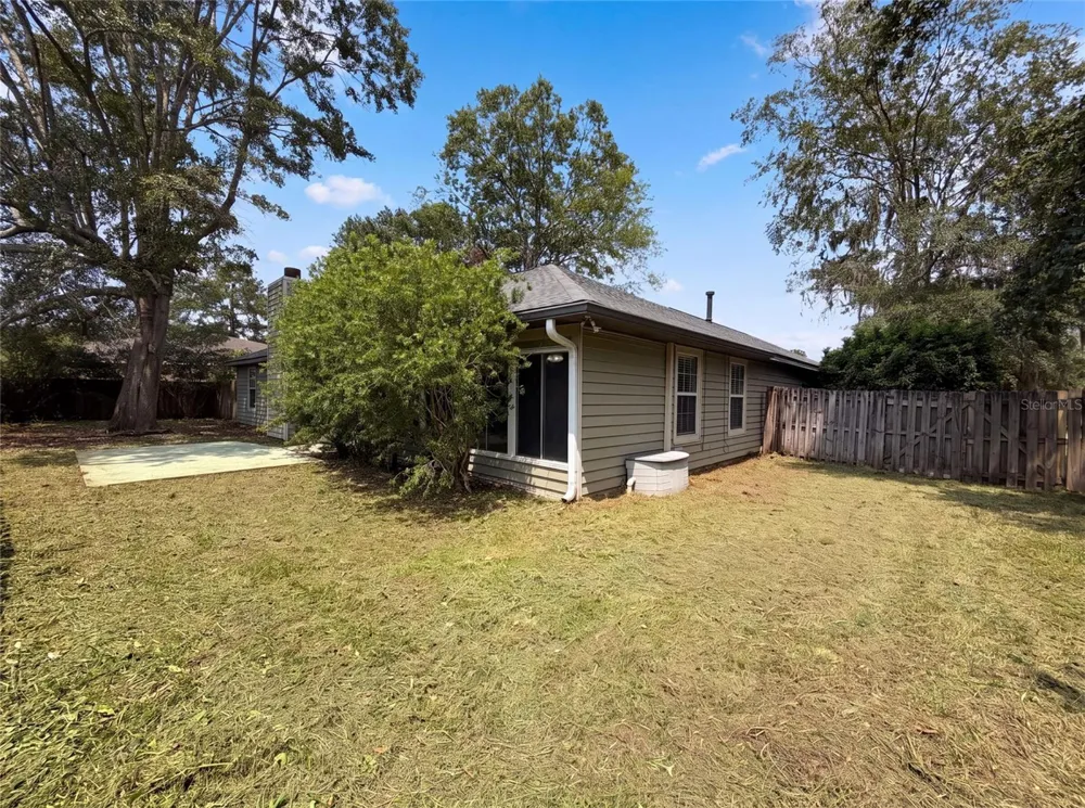 944 NW 87TH DRIVE Gainesville, FL 32606