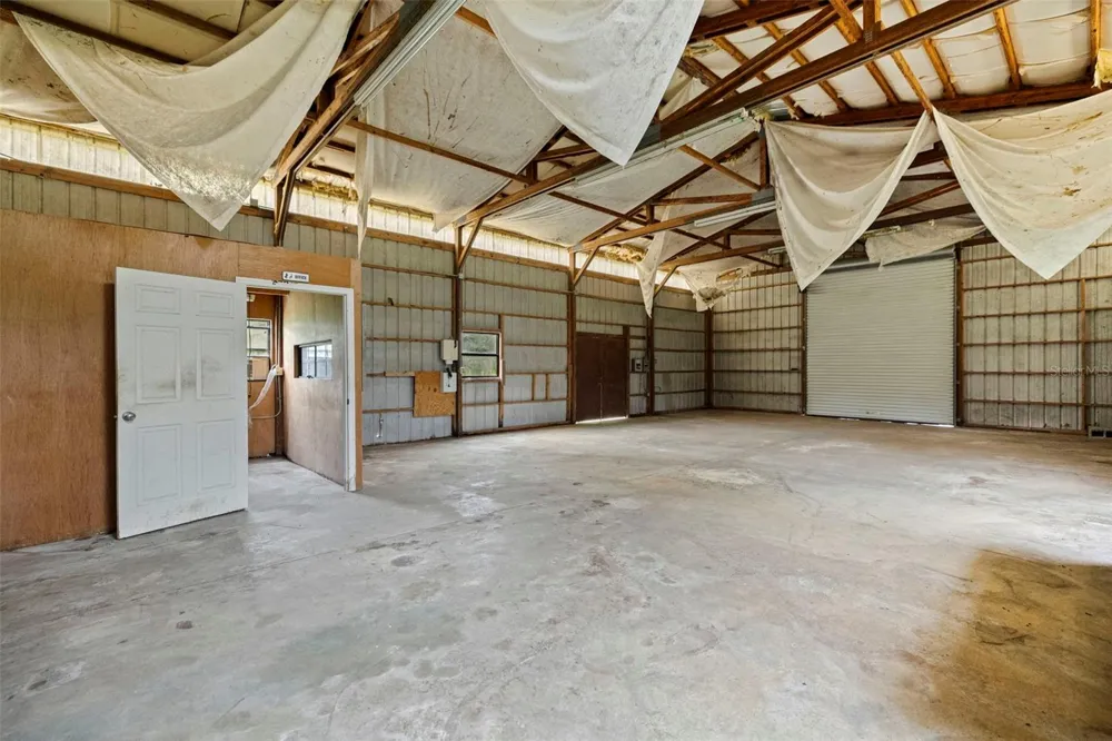 6930 MUCK POND ROAD Seffner, FL 33584
