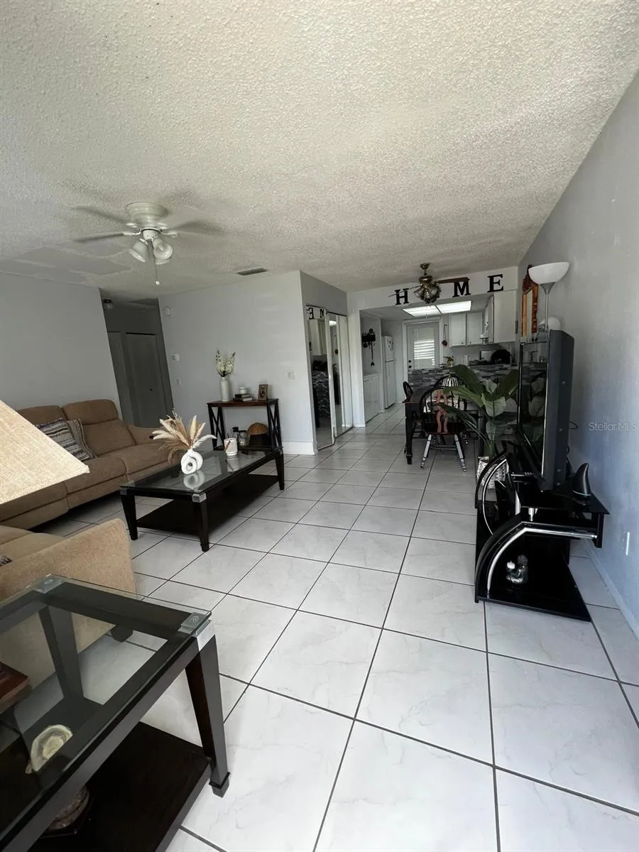 26 LAS PALMAS WAY #1 Kissimmee, FL 34743
