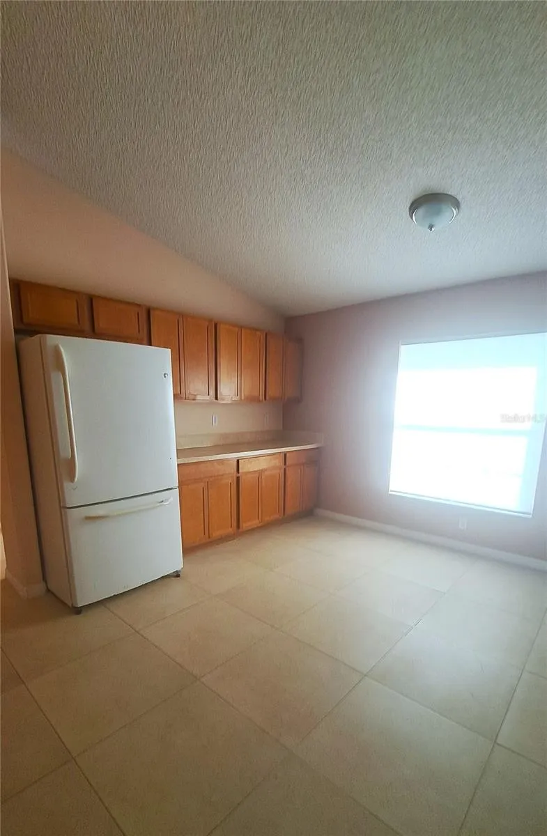 16 LLOSHIRE PATH Palm Coast, FL 32164