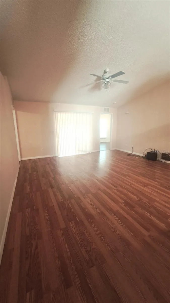 16 LLOSHIRE PATH Palm Coast, FL 32164