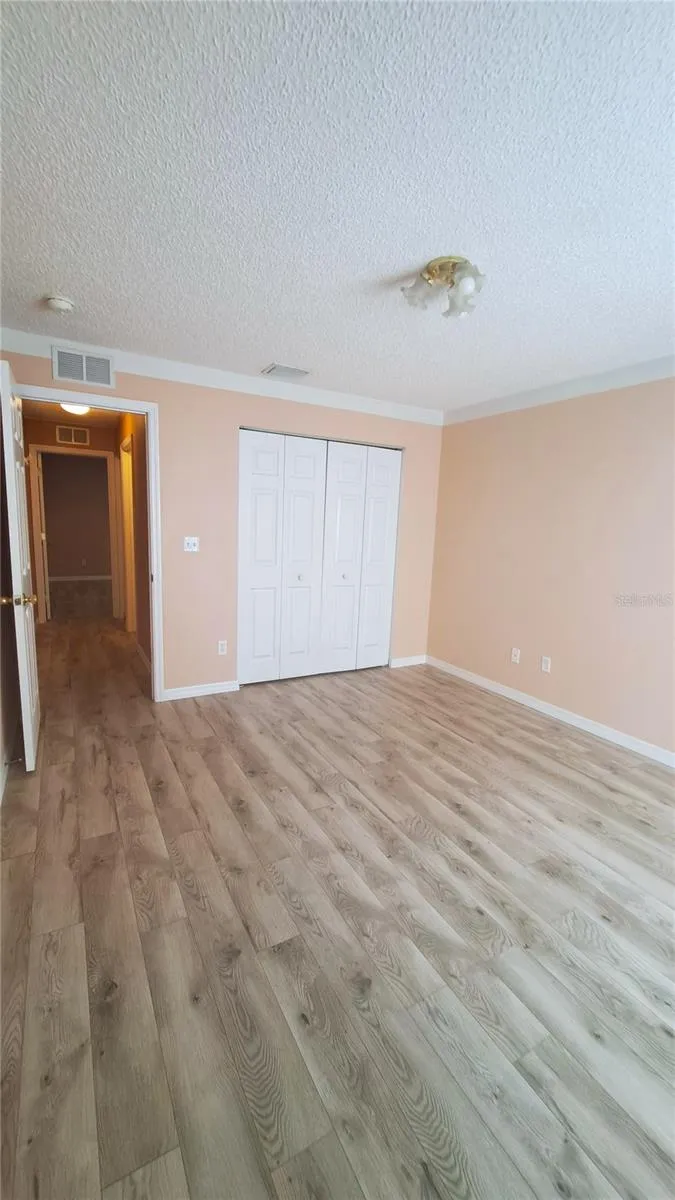 16 LLOSHIRE PATH Palm Coast, FL 32164