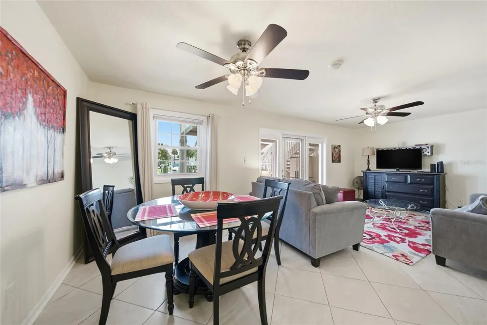 5092 BEACH DRIVE SE #A St Petersburg, FL 33705