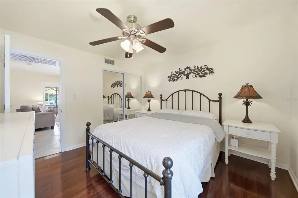 5092 BEACH DRIVE SE #A St Petersburg, FL 33705