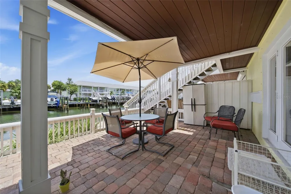 5092 BEACH DRIVE SE #A St Petersburg, FL 33705