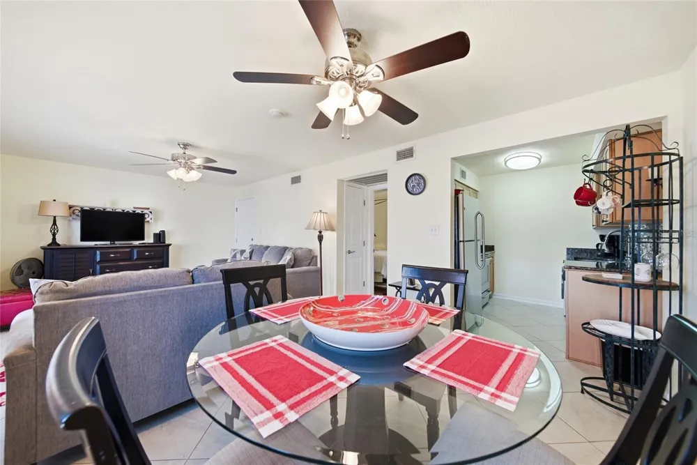 5092 BEACH DRIVE SE #A St Petersburg, FL 33705