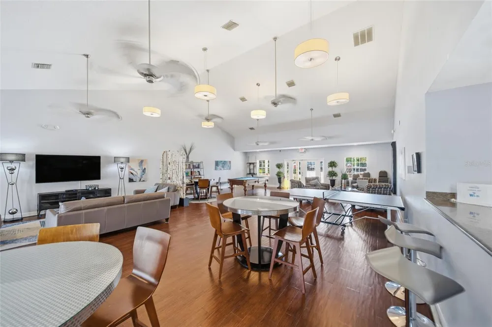 5092 BEACH DRIVE SE #A St Petersburg, FL 33705