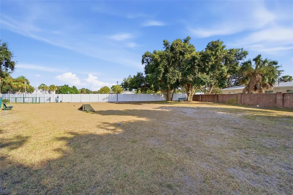 5092 BEACH DRIVE SE #A St Petersburg, FL 33705