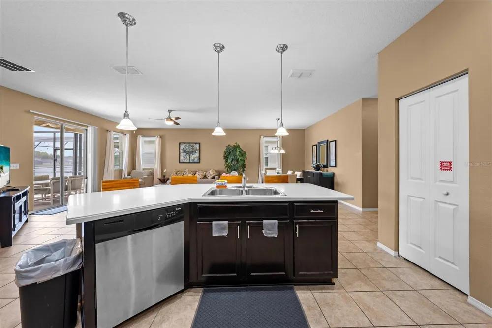 4704 RUBY RED LANE Kissimmee, FL 34746