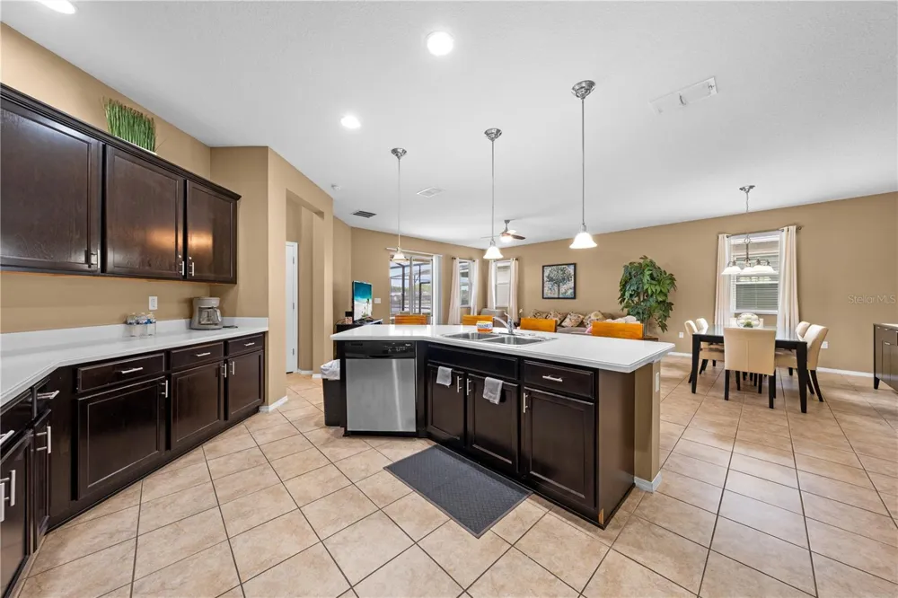 4704 RUBY RED LANE Kissimmee, FL 34746