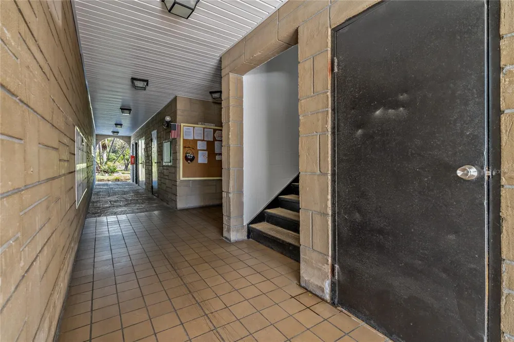 100 EL CAMINO DR #309 Winter Haven, FL 33884