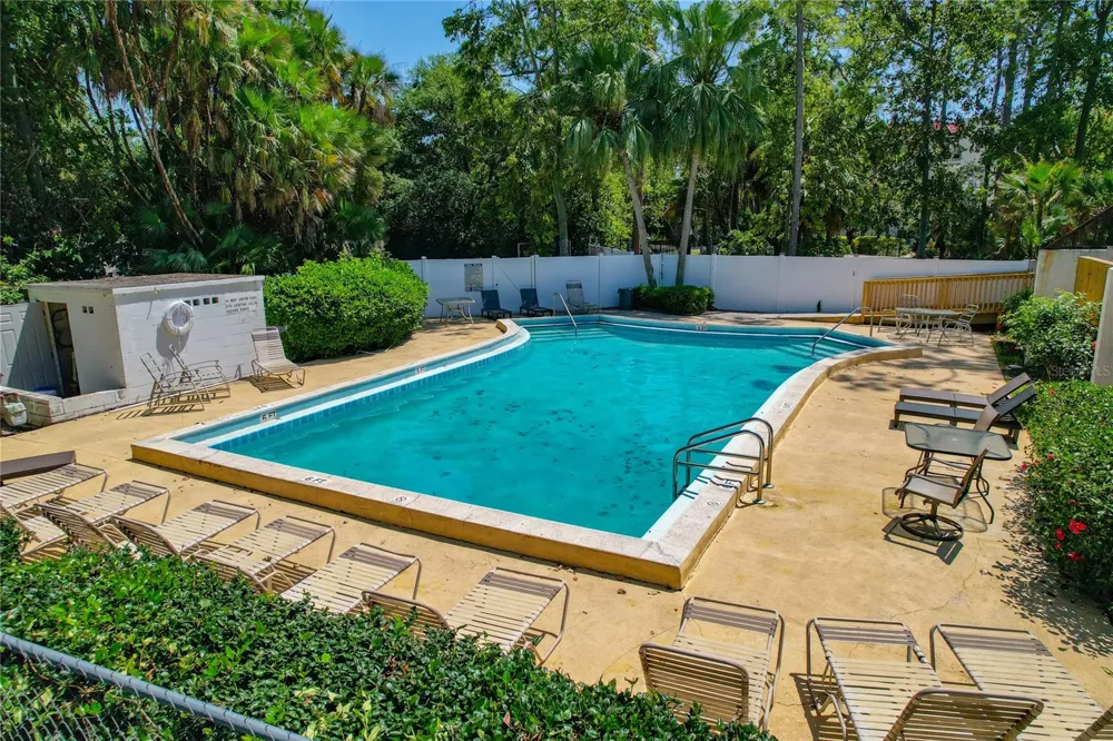 100 EL CAMINO DR #309 Winter Haven, FL 33884