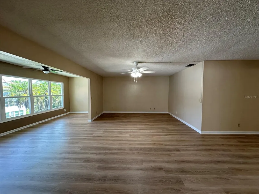 100 EL CAMINO DR #309 Winter Haven, FL 33884