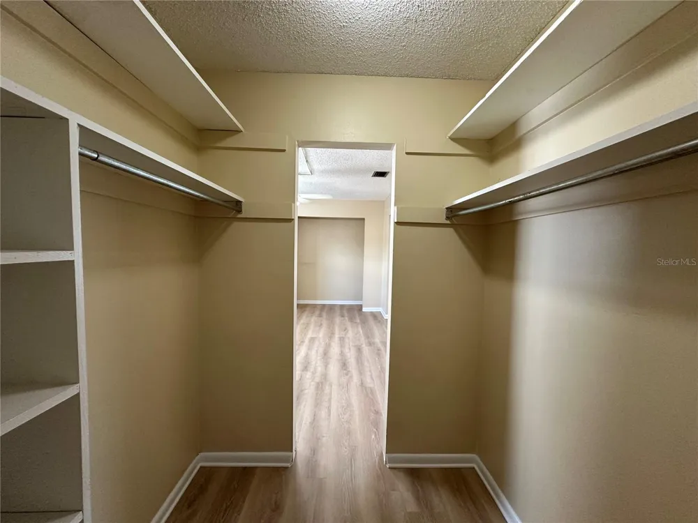 100 EL CAMINO DR #309 Winter Haven, FL 33884