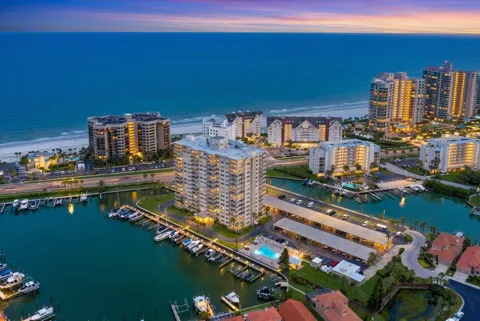 1621 GULF BOULEVARD #607