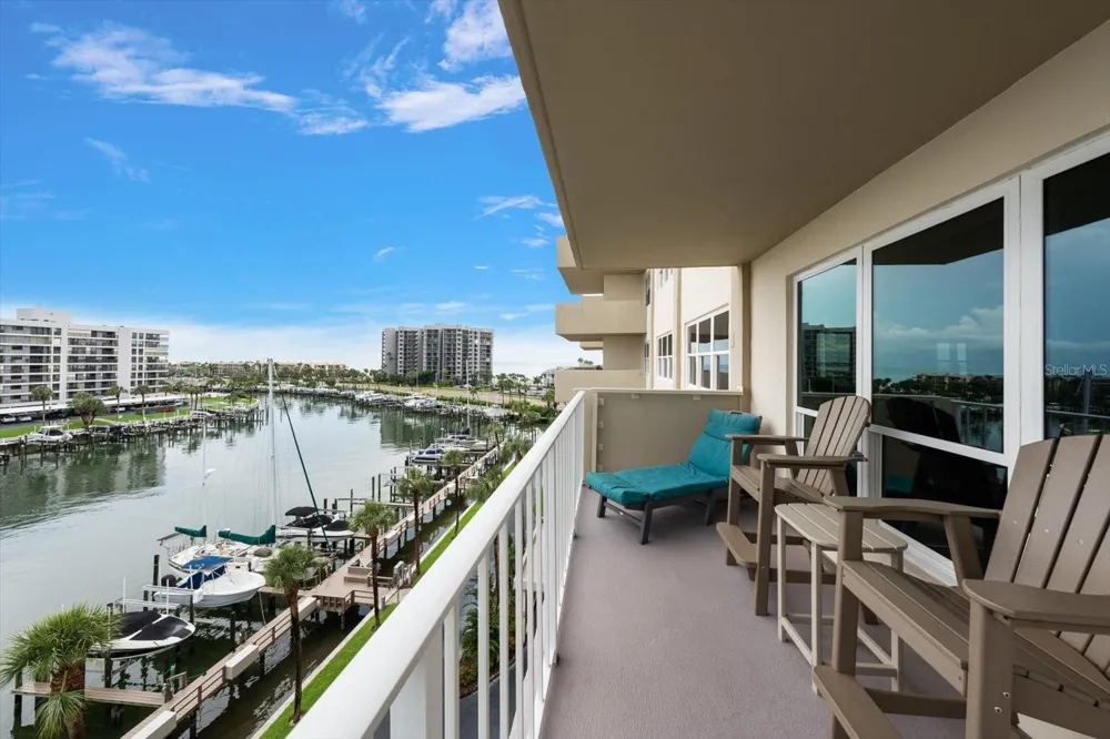 1621 GULF BOULEVARD #607 Clearwater Beach, FL 33767