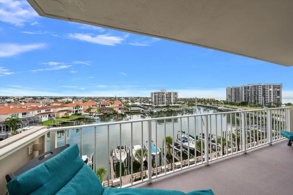 1621 GULF BOULEVARD #607 Clearwater Beach, FL 33767