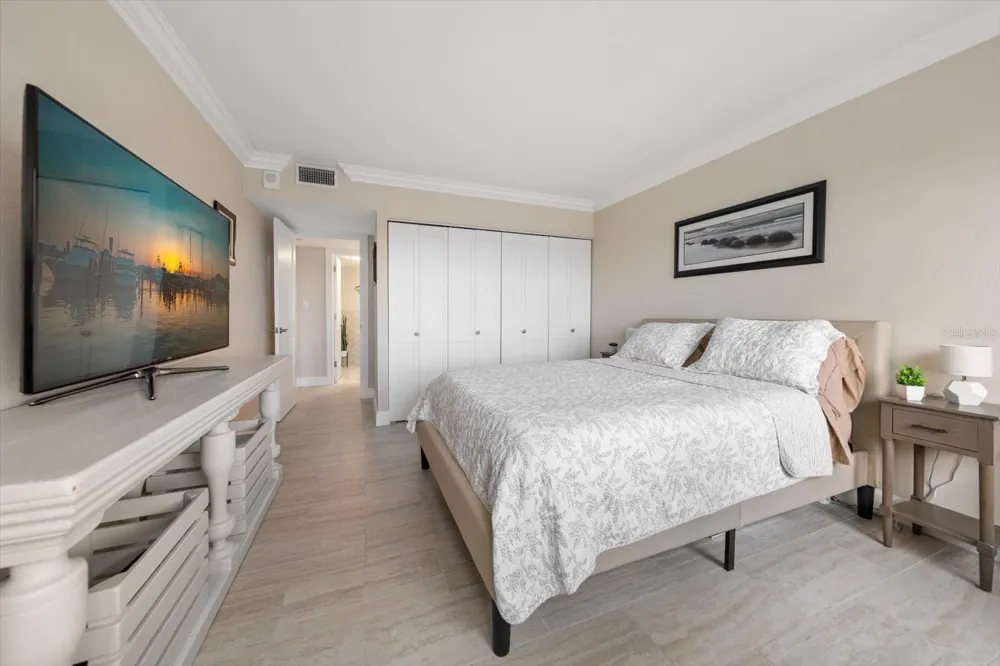 1621 GULF BOULEVARD #607 Clearwater Beach, FL 33767