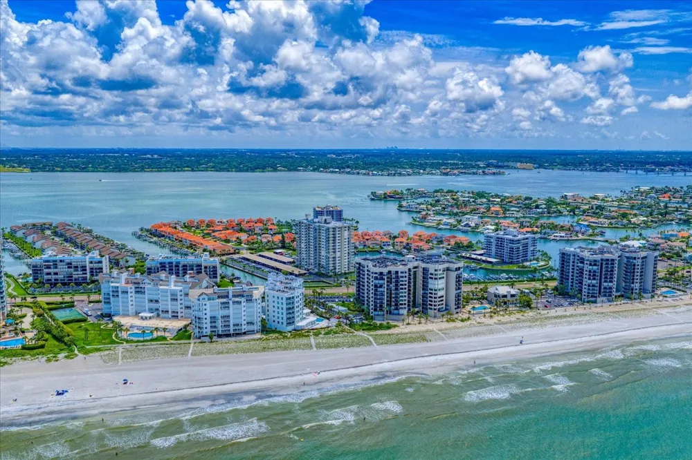 1621 GULF BOULEVARD #607 Clearwater Beach, FL 33767