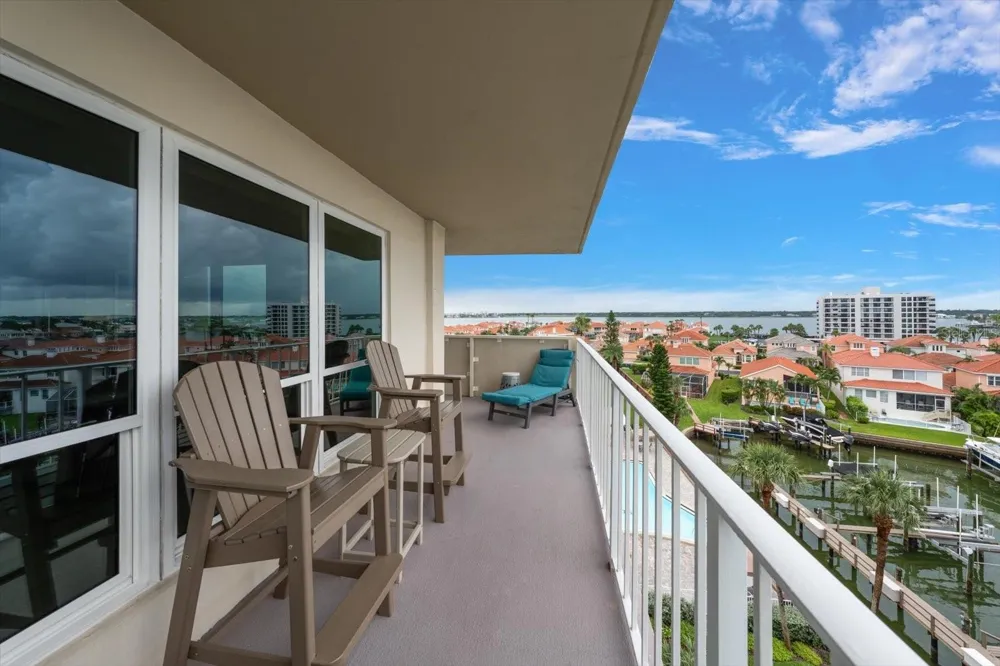 1621 GULF BOULEVARD #607 Clearwater Beach, FL 33767