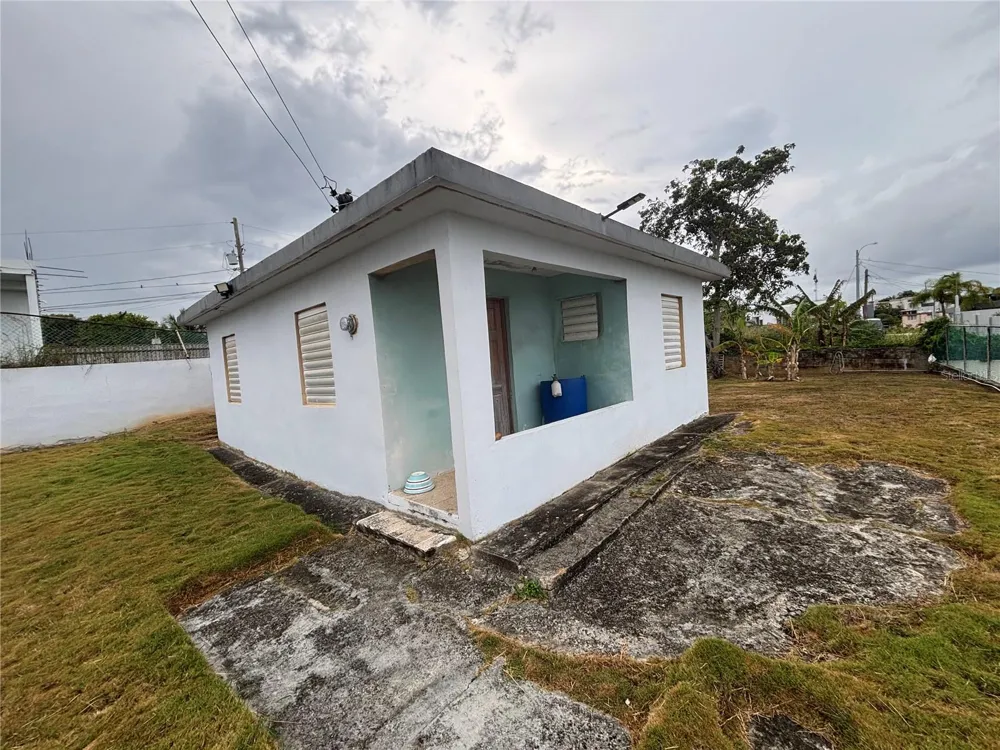 PR 493 BO. CARRIZALES Hatillo, PR 00659