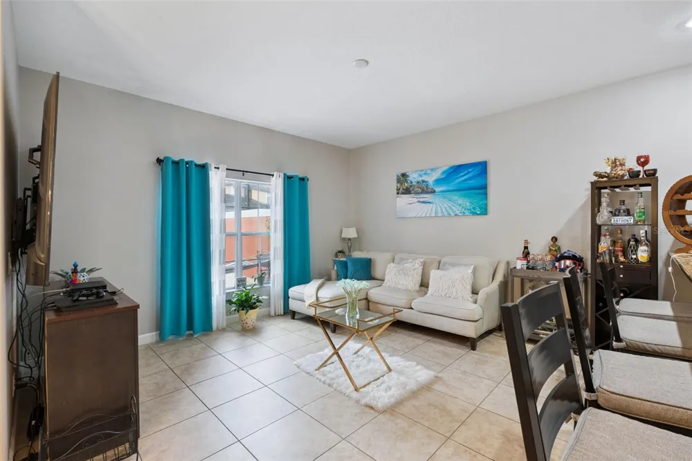 8957 CAT PALM ROAD Kissimmee, FL 34747