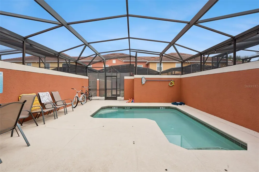 8957 CAT PALM ROAD Kissimmee, FL 34747