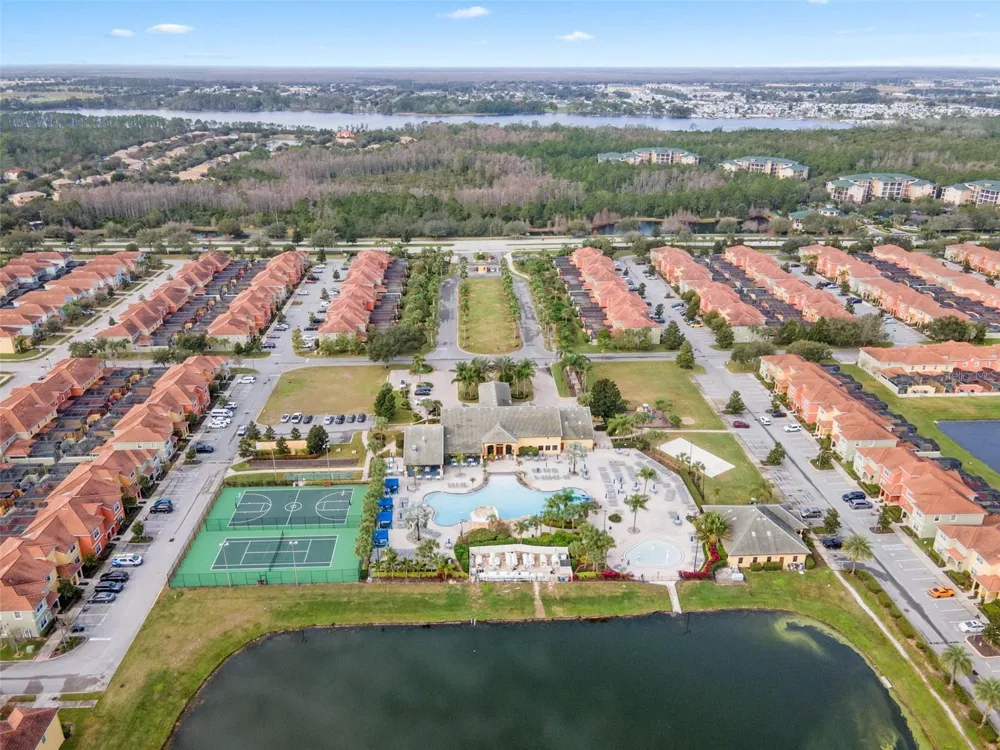 8957 CAT PALM ROAD Kissimmee, FL 34747